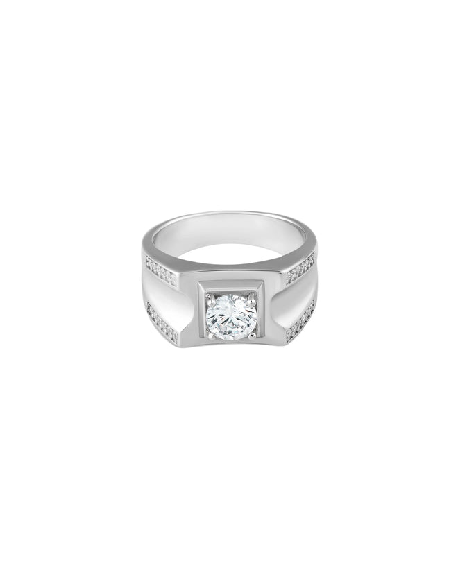 The Sovereign Solitaire